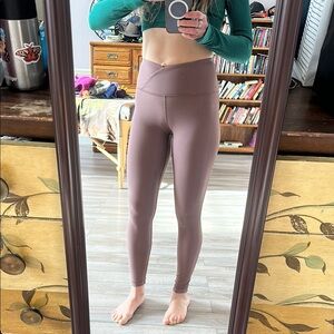 Mauve Ribbed High-Waisted Leggings